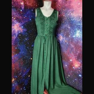 HolyClothing Brigid Overdress Maxi in Green
